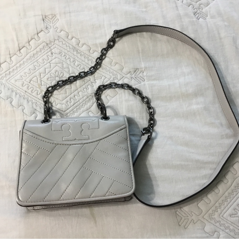 Tory Burch Alexa Quilted Chain Shoulder Bag